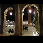 דירה Large 3 Flat Rialto ונציה