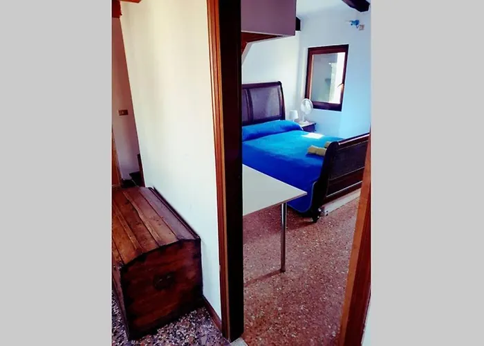 Large 3 Flat Rialto Appartamento